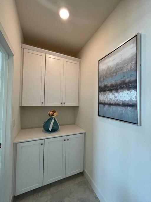Brand-New, Beautiful & Stylish Home In Sacramento! エクステリア 写真