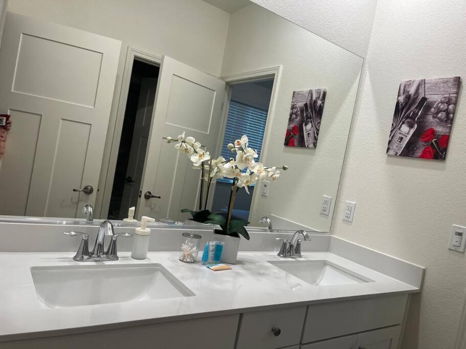Brand-New, Beautiful & Stylish Home In Sacramento! エクステリア 写真